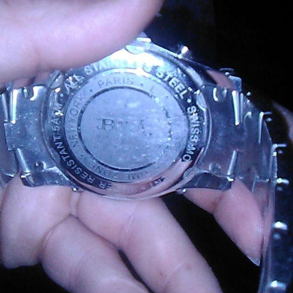 Watch - Picture 5 of 5